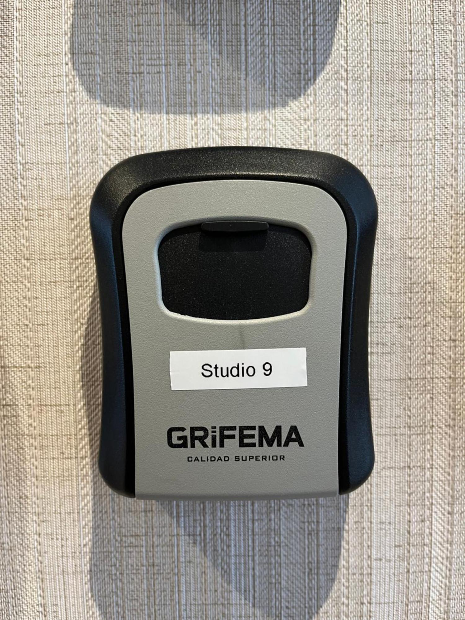 Studios Le Medicis Rouen Exteriör bild